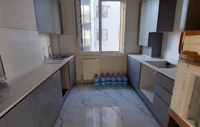 1251401145 ERENKÖY'DE BAĞDAT CADDE YAKINI 3+1 BALKONLU SIFIR KİRALIK DAİRE