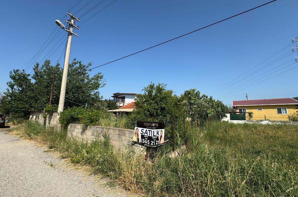 Urla İçmeler'de Denize Yakın 0.30 Emsalli Satılık Arsa