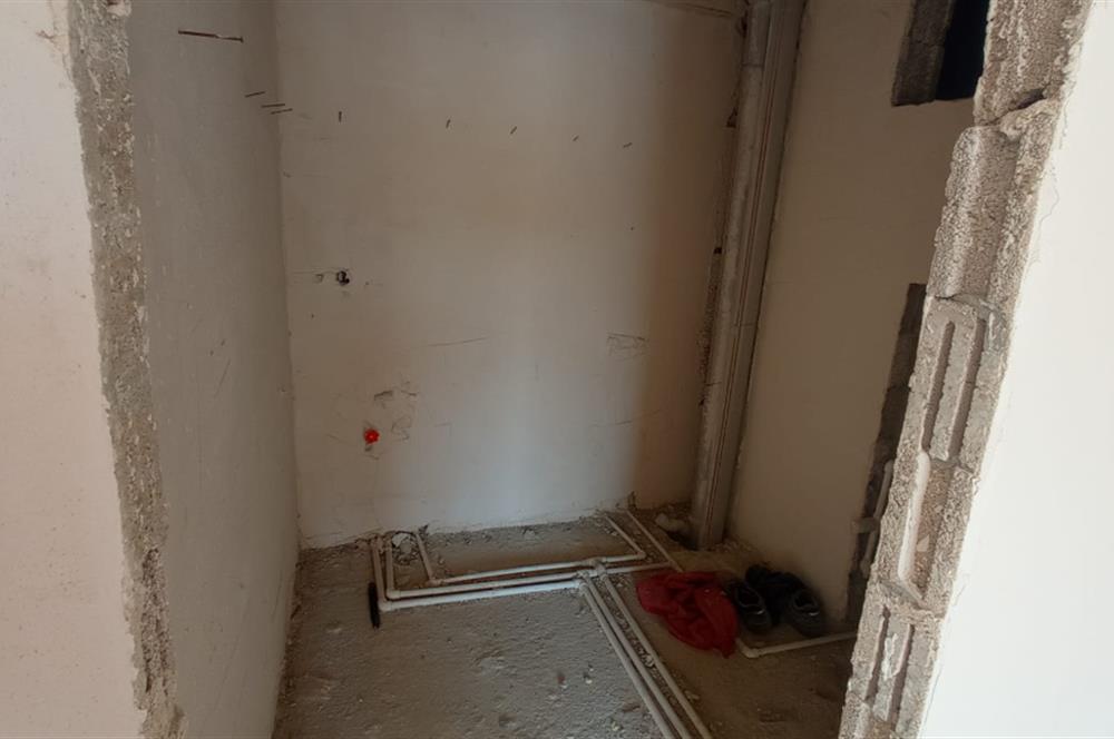 ANKARA  ESENBOĞA HAVALİMANI YÖNÜ CADDE ÜZERİ 1 + 1 DAİRE