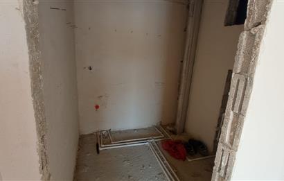 ANKARA  ESENBOĞA HAVALİMANI YÖNÜ CADDE ÜZERİ 1 + 1 DAİRE