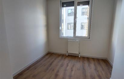 1251401145 ERENKÖY'DE BAĞDAT CADDE YAKINI 3+1 BALKONLU SIFIR KİRALIK DAİRE