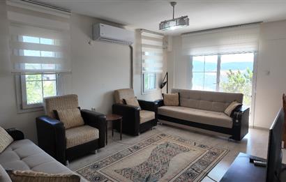 URLA TORASAN'DA BALKONLU, BAHÇE KULLANIMLI KİRALIK DAİRE