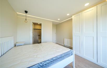 YALOVA ALTINOVADA 4825 M2 ARSA İÇİNDE SATILIK ÖZEL BİR VİLLA