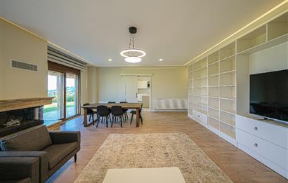 YALOVA ALTINOVADA 4825 M2 ARSA İÇİNDE SATILIK ÖZEL BİR VİLLA