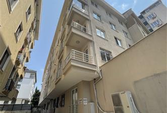 Bağdat Caddesi’nde 1+1 Kombili Yüksek Giriş Bakımlı Daire