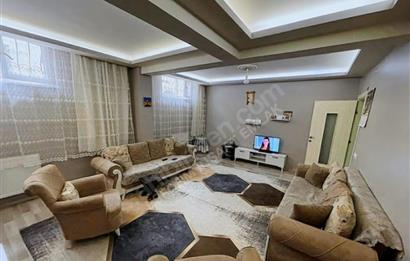 CENTURY 21 VİZYON'DAN ÇAMLICA MAHALLESİNDE SATILIK 2+1 DAİRE