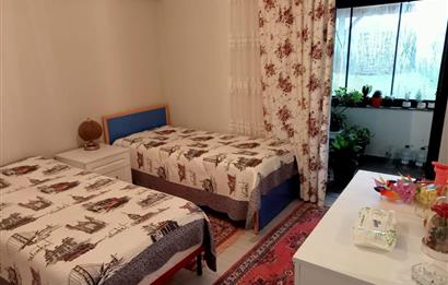 SATILIK, OSB YAKIN ÜZERİNDE EV OLAN 3 PARSEL ARSA