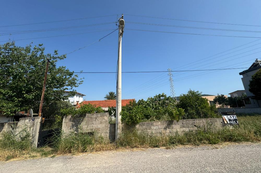 Urla İçmeler'de Denize Yakın 0.30 Emsalli Satılık Arsa