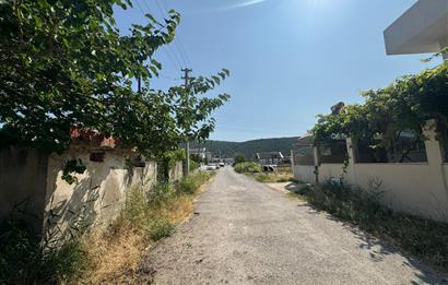 Urla İçmeler'de Denize Yakın 0.30 Emsalli Satılık Arsa