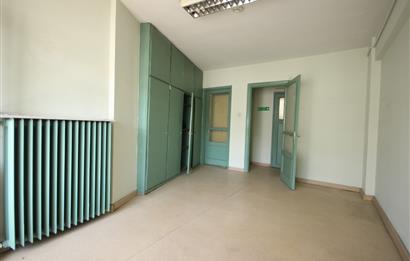 C21 PALMY den Söğütlüçeşme Cad. Altıyol da Asansörlü 2+1