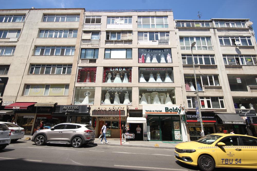 C21 PALMY den Söğütlüçeşme Cad. Altıyol da Asansörlü 2+1