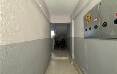 Bornova Pınarbaşı'nda Arakat Satılık 3+1 daire