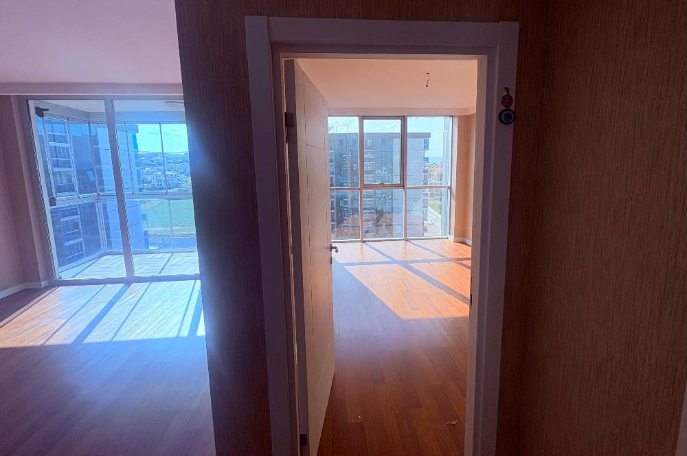 BAĞLICA OZAN CITY'DE 11.KAT BÜYÜK TİP 1+1 HAVUZ MANZARALI