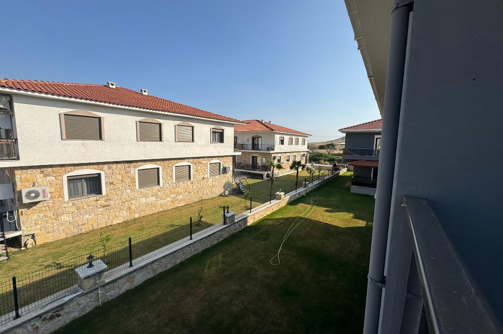 Foça Bağarası'nda Site İçerisinde Satılık Sıfır 2+1 Daire 