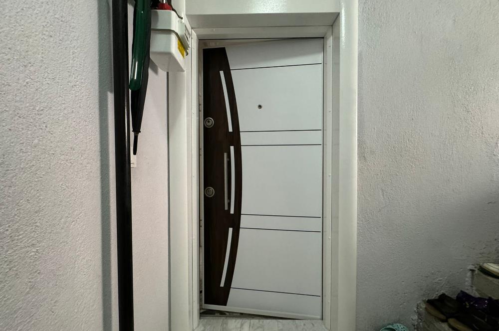 Bornova Pınarbaşı'nda Arakat Satılık 3+1 daire