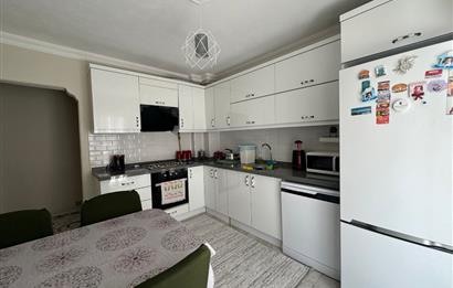 Bornova Pınarbaşı'nda Arakat Satılık 3+1 daire