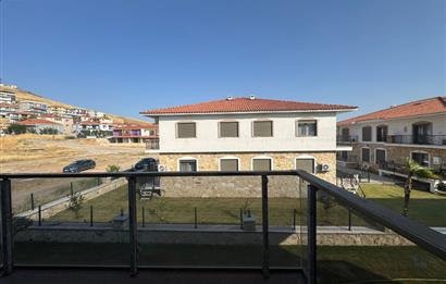 Foça Bağarası'nda Site İçerisinde Satılık Sıfır 2+1 Daire 