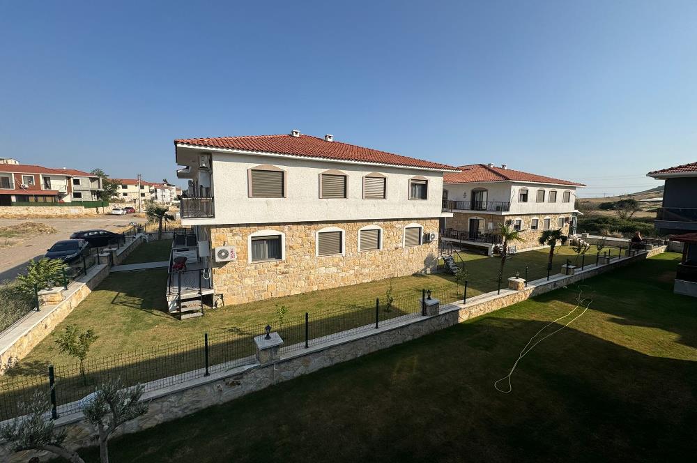 Foça Bağarası'nda Site İçerisinde Satılık Sıfır 2+1 Daire 