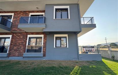 Foça Bağarası'nda Site İçerisinde Bahçe Katı Sıfır 2+1 Daire