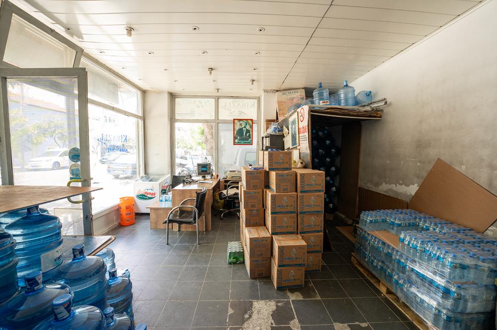 C21 Cius; Gemlik İstiklal Caddesi Üstünde 36m² Satılık Dükkan