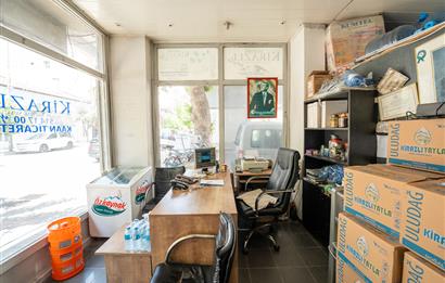 C21 Cius; Gemlik İstiklal Caddesi Üstünde 36m² Satılık Dükkan