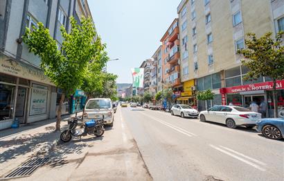 C21 Cius; Gemlik İstiklal Caddesi Üstünde 36m² Satılık Dükkan
