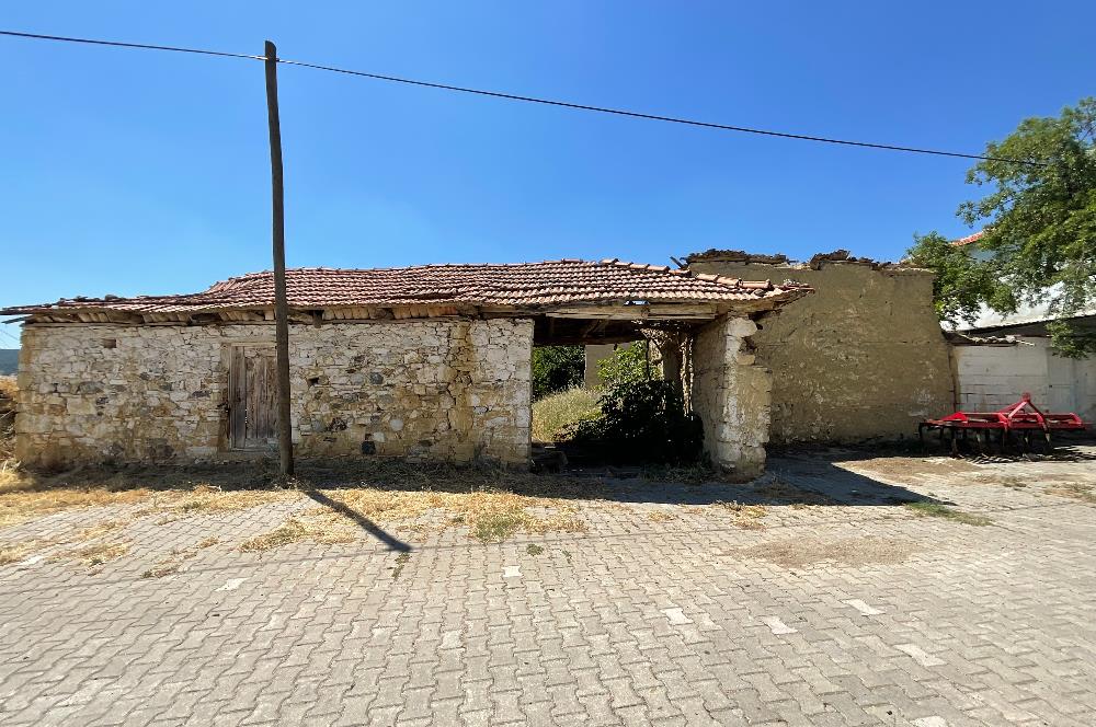 C21 LOCA KIRKAĞAÇ ALACALAR MAH.SATILIK MÜKEMMEL EV VE ARSASI