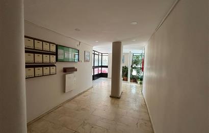 CENTURY21 NEODAN BOŞ, KOZYATAĞI İNÖNÜ CAD.ÜZERİNDE SATILIK 3+ 1