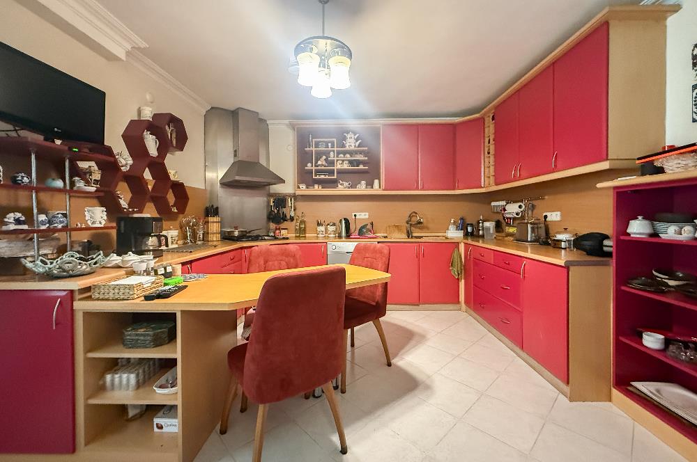 ÇAĞDAŞKENT'TE SATILIK 5+1  KÖŞE VİLLA 