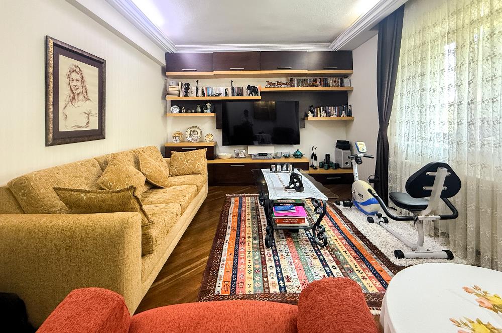 ÇAĞDAŞKENT'TE SATILIK 5+1  KÖŞE VİLLA 
