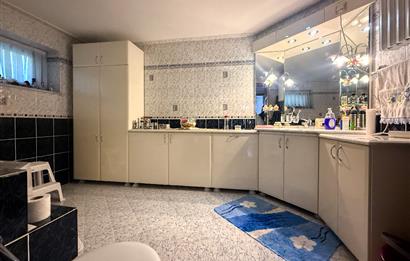ÇAĞDAŞKENT'TE SATILIK 5+1  KÖŞE VİLLA 