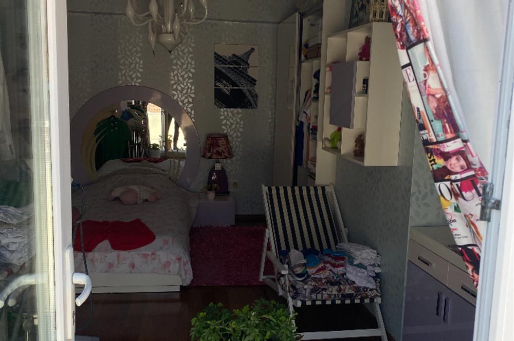 SÜTLÜCE BADEMLİK HALİÇ MANZARALI FULL EŞYALI SATILIK ULTRA LÜKS DAİRE 