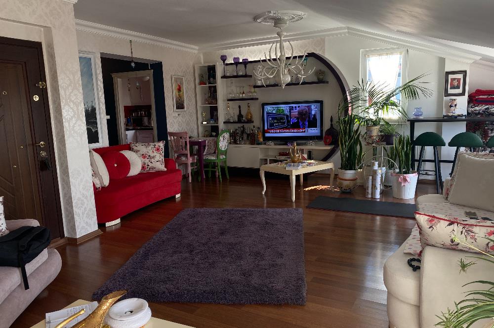 SÜTLÜCE BADEMLİK HALİÇ MANZARALI FULL EŞYALI SATILIK ULTRA LÜKS DAİRE 