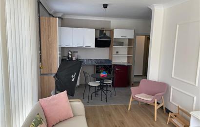 Taşpınar'da Bulvara Yakın Eşyalı Kiralık 1+1
