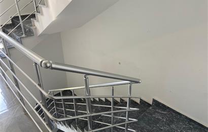Taşpınar'da Bulvara Yakın Eşyalı Kiralık 1+1