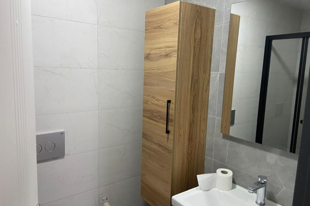 Taşpınar'da Bulvara Yakın Eşyalı Kiralık 1+1