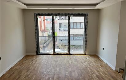 YEŞİLKÖY İRFANİYE SOK 90M2 NET(2+1)KİRALIK DAİRE