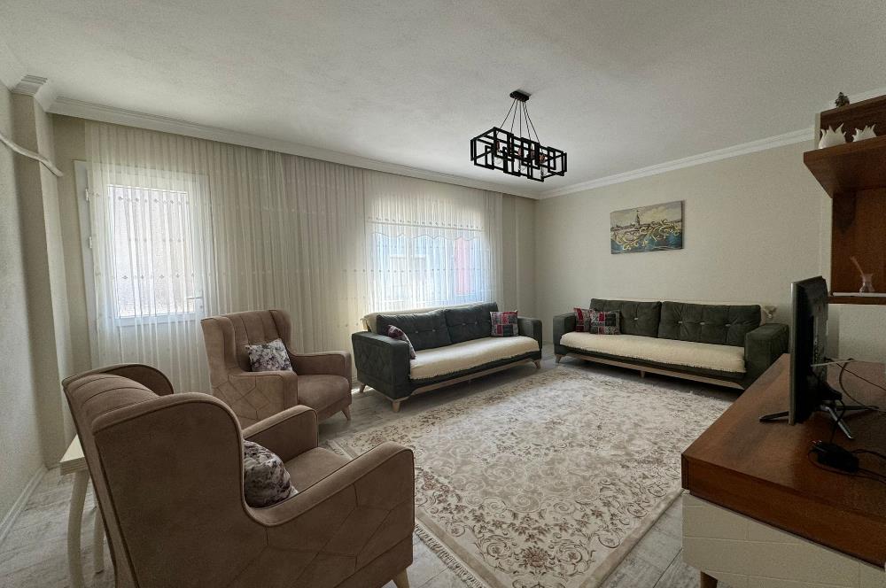Bornova Pınarbaşı'nda Arakat Satılık 3+1 daire