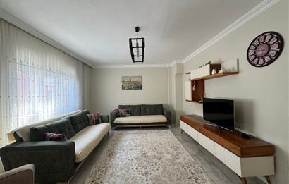 Bornova Pınarbaşı'nda Arakat Satılık 3+1 daire