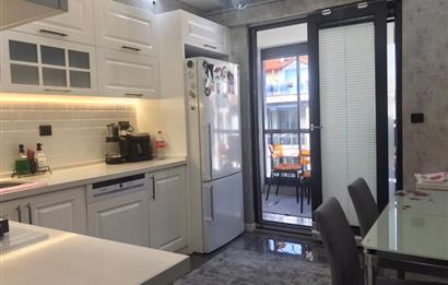İstiklal Mahallesinde Satılık 2+1 Daire