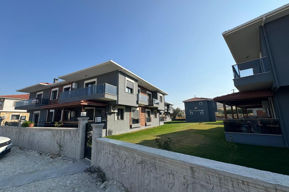 Foça Bağarası'nda Site İçerisinde Satılık Sıfır 2+1 Daire 