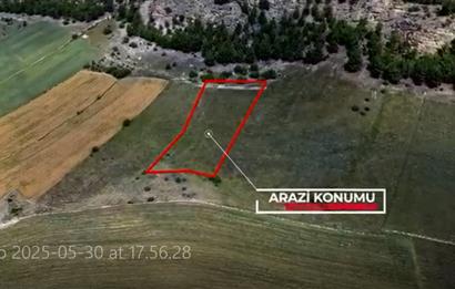SİNOP BOYABAT YOLUNA ÇOK YAKIN 2092 M2 TARLA SATILIKTIR.