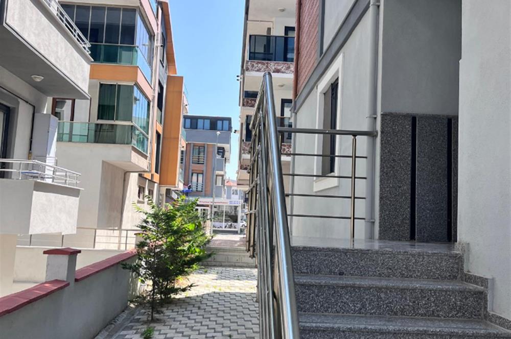 ADLİYE,AVM VE ŞEHİR HASTANESİ YAKINI EŞYALI SATILIK 2+0 DAİRE