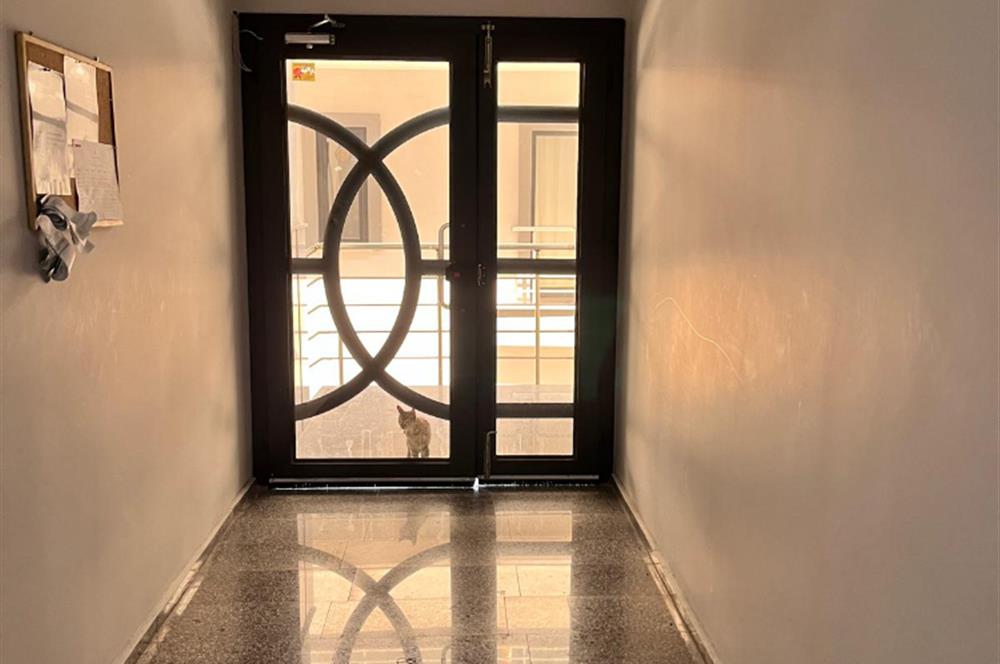 ADLİYE,AVM VE ŞEHİR HASTANESİ YAKINI EŞYALI SATILIK 2+0 DAİRE