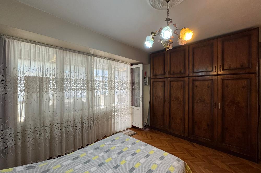 BOZKURT CADDESİNDE 2+1 SATILIK DAİRE