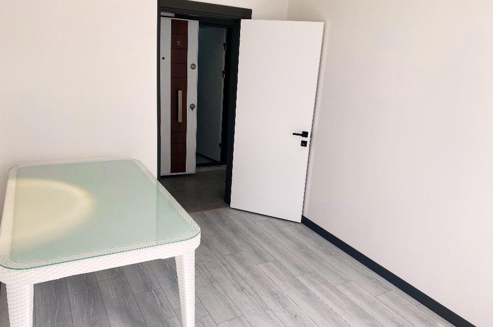  Didim Hisar Mahallesinde, Fener Caddesinin yanı başında, SATILIK Bahçe Katı 2+1, Ayrı Mutfak, Sıfır Daire