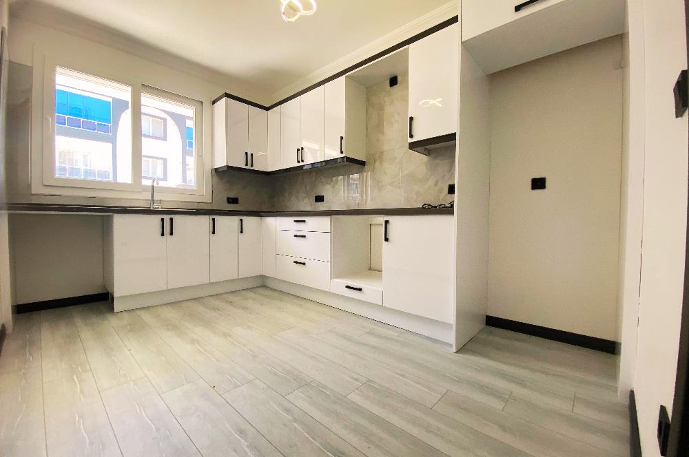  Didim Hisar Mahallesinde, Fener Caddesinin yanı başında, SATILIK Bahçe Katı 2+1, Ayrı Mutfak, Sıfır Daire