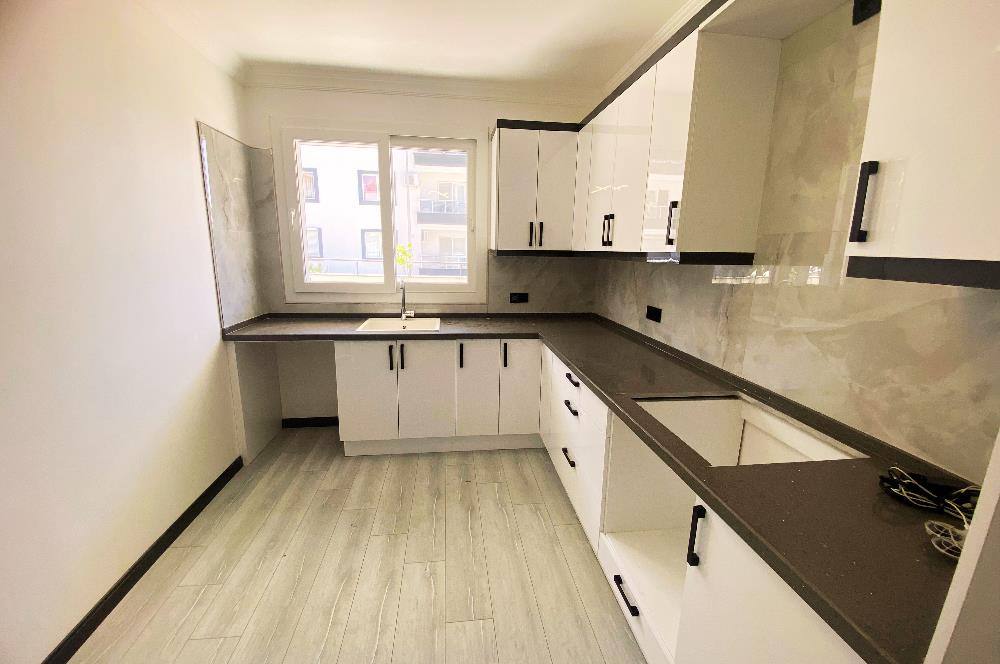  Didim Hisar Mahallesinde, Fener Caddesinin yanı başında, SATILIK Bahçe Katı 2+1, Ayrı Mutfak, Sıfır Daire