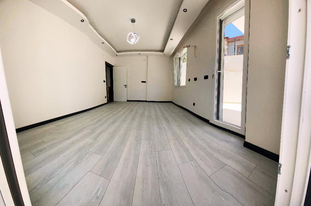  Didim Hisar Mahallesinde, Fener Caddesinin yanı başında, SATILIK Bahçe Katı 2+1, Ayrı Mutfak, Sıfır Daire