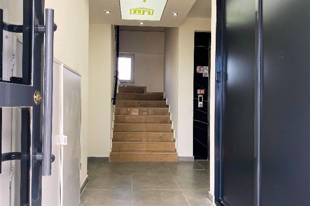  Didim Hisar Mahallesinde, Fener Caddesinin yanı başında, SATILIK Bahçe Katı 2+1, Ayrı Mutfak, Sıfır Daire